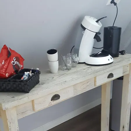 Alojamento de Acomodação e Pequeno-almoço Het Zwanennest Den Ilp